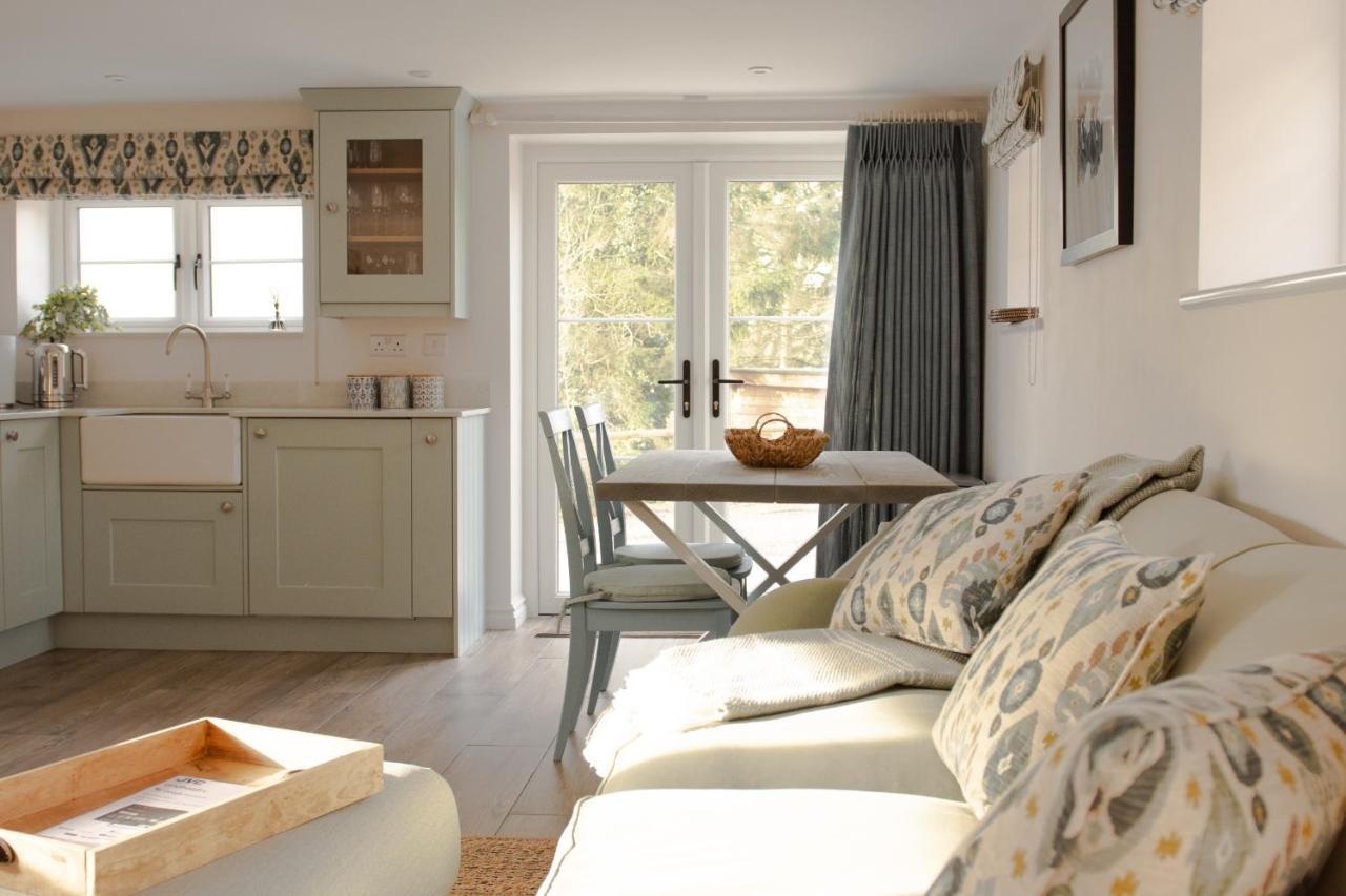 Finwood Green Farm Holiday Cottages-The Calf Shed And The Milk Parlour Henley-in-Arden Экстерьер фото