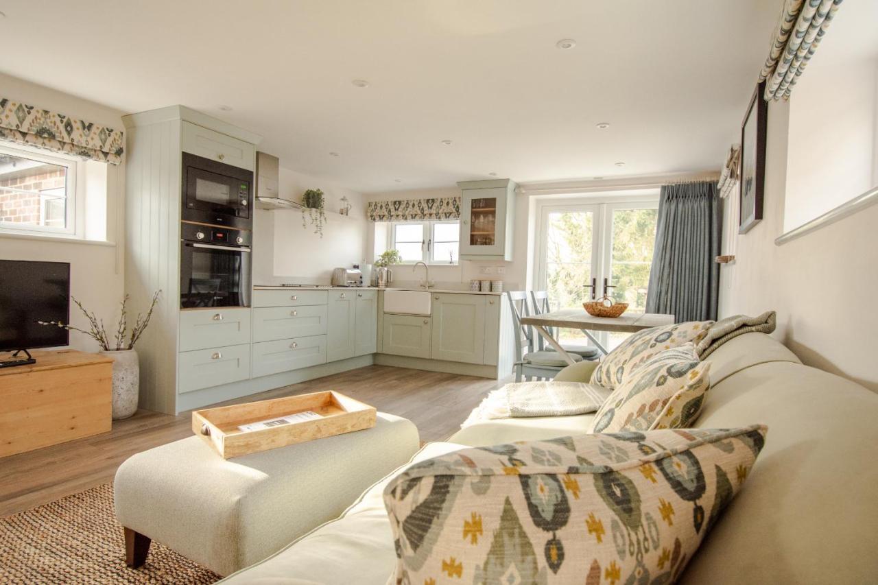 Finwood Green Farm Holiday Cottages-The Calf Shed And The Milk Parlour Henley-in-Arden Экстерьер фото