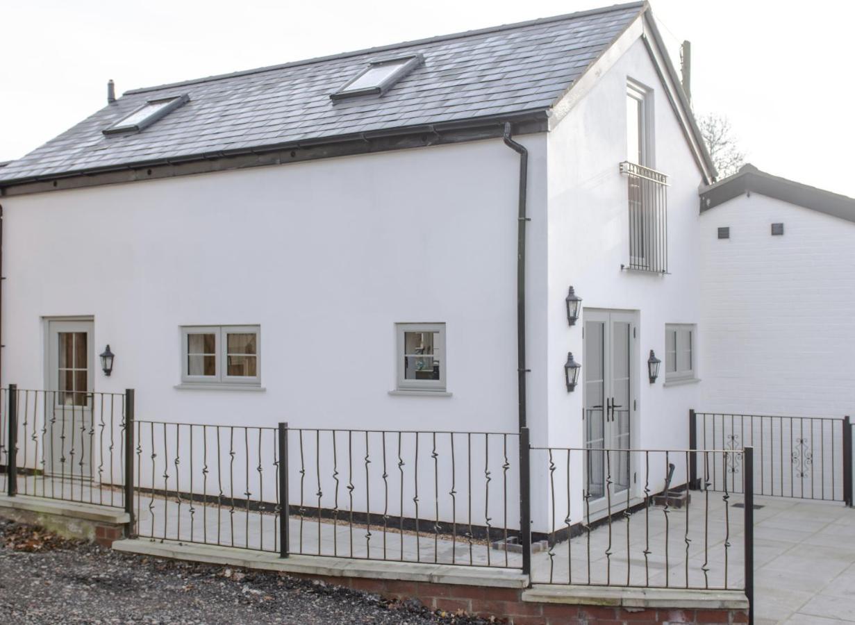 Finwood Green Farm Holiday Cottages-The Calf Shed And The Milk Parlour Henley-in-Arden Экстерьер фото